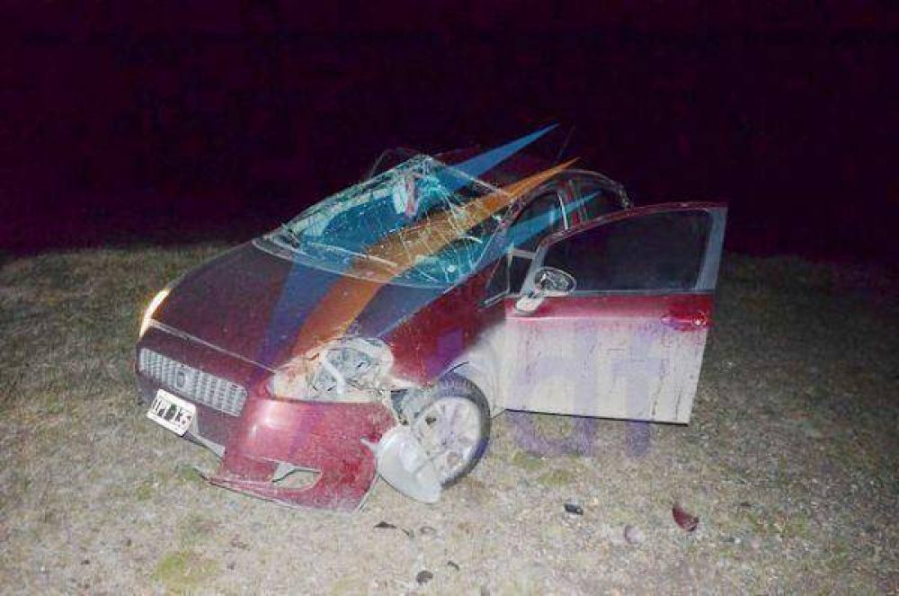 Drama pasional termin� con un hombre volcando su auto e intern�ndose al mar 