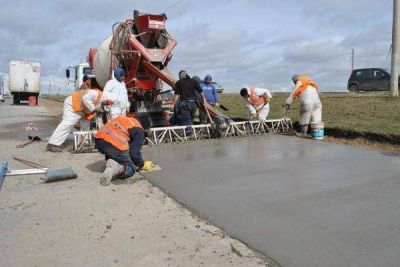 Comenz� el hormigonado del ensanche que se est� ejecutando sobre Malvinas