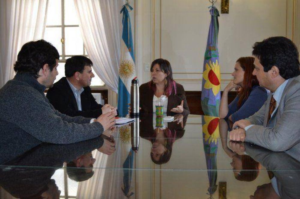 Por Informaci�n sobre Cr�ditos del C.F.I., se reunieron la Ministra Batakis y Hern�n Bertellys
