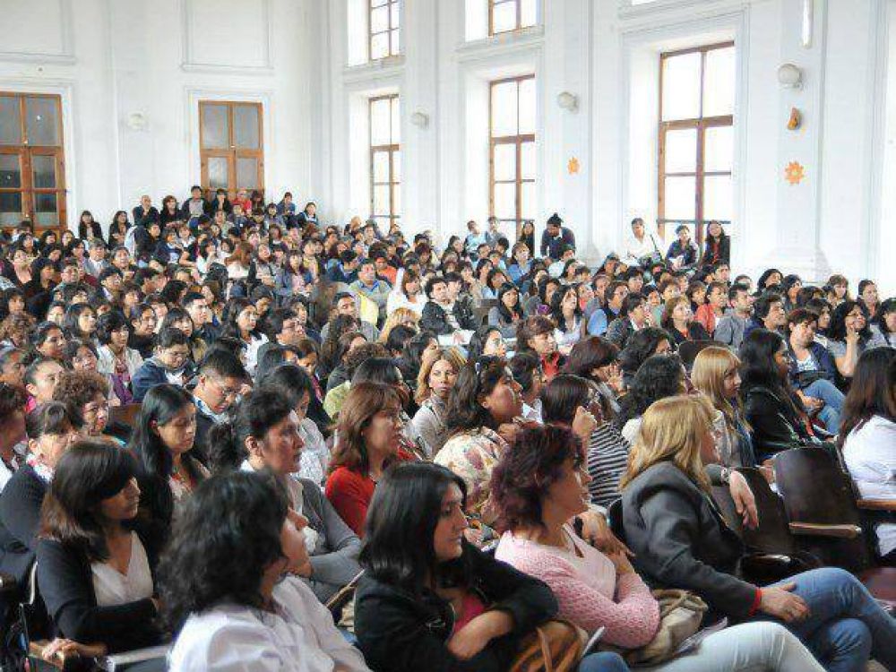 Docentes de art�stica buscan revalorizaci�n de sus materias