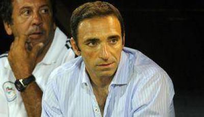 San Mart�n: Azconz�bal es el nuevo entrenador