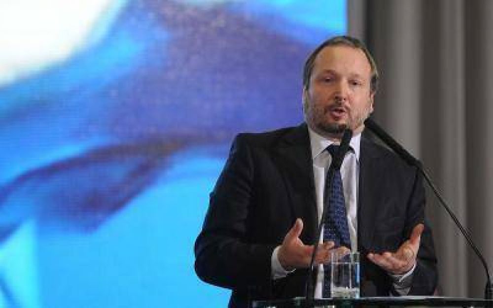 Sabbatella acus� a la SIP de querer "desestabilizar" y "hacer lobby a favor de corporaciones"