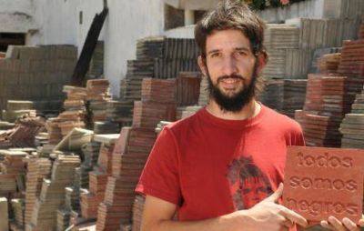 Mosaicos contra el pisoteo discriminador