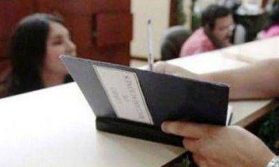 Ahora le exigen a los comercios tener un libro de quejas numerado y m�s visible