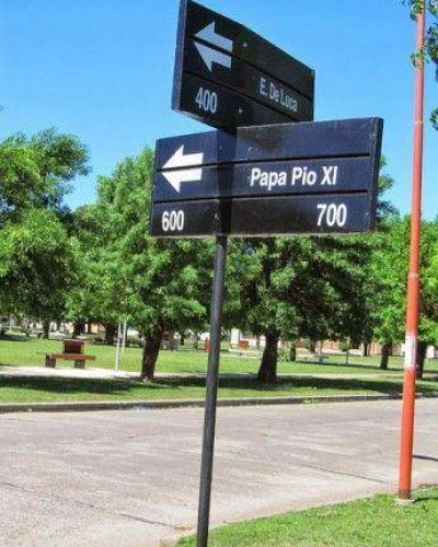 Se instala nueva se�al�ctica en la ciudad de Pehuaj�