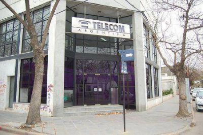 El Intendente y Defensa del Consumidir demandaron a Telecom
