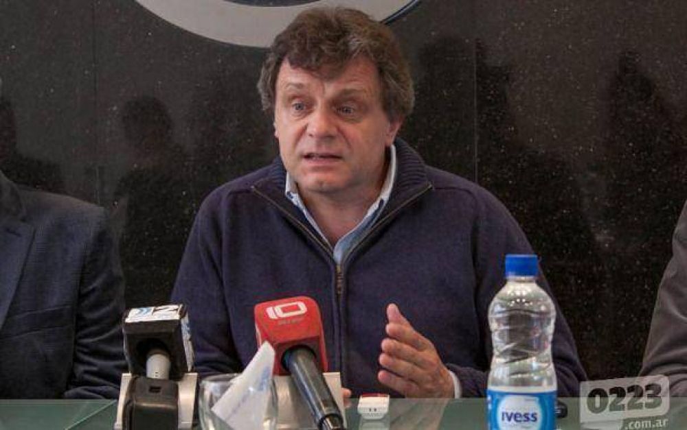 "Al� intendente": el Municipio gasta $1.250 por d�a en celulares