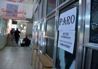 Profesionales de Salud cumplen el segundo d�a de paro 