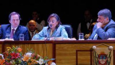 Medidas econ�micas del Gobierno beneficiar�n a empleados p�blicos provinciales