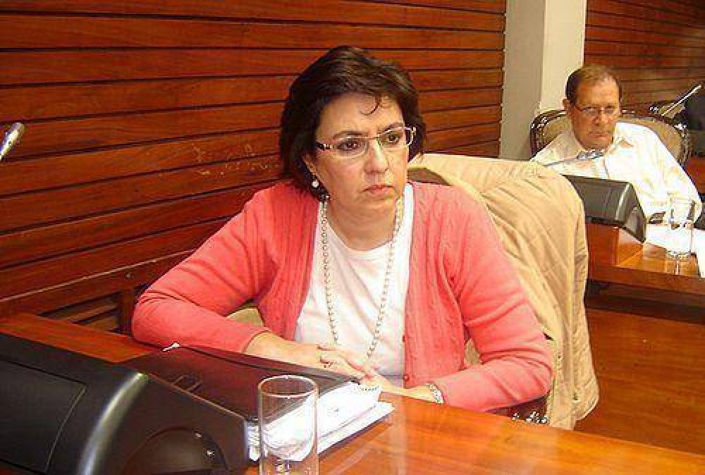 Calsina conden� hechos de violencia en la campa�a y exigi� garant�as a Fellner y Randazzo