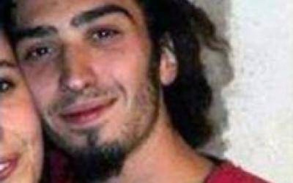 Buscan intensamente a joven desaparecido