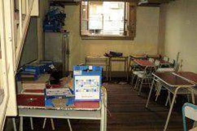 Tras sufrir varios robos: comunidad educativa del �Jos� Eugenio Tello� march� reclamando mayor seguridad