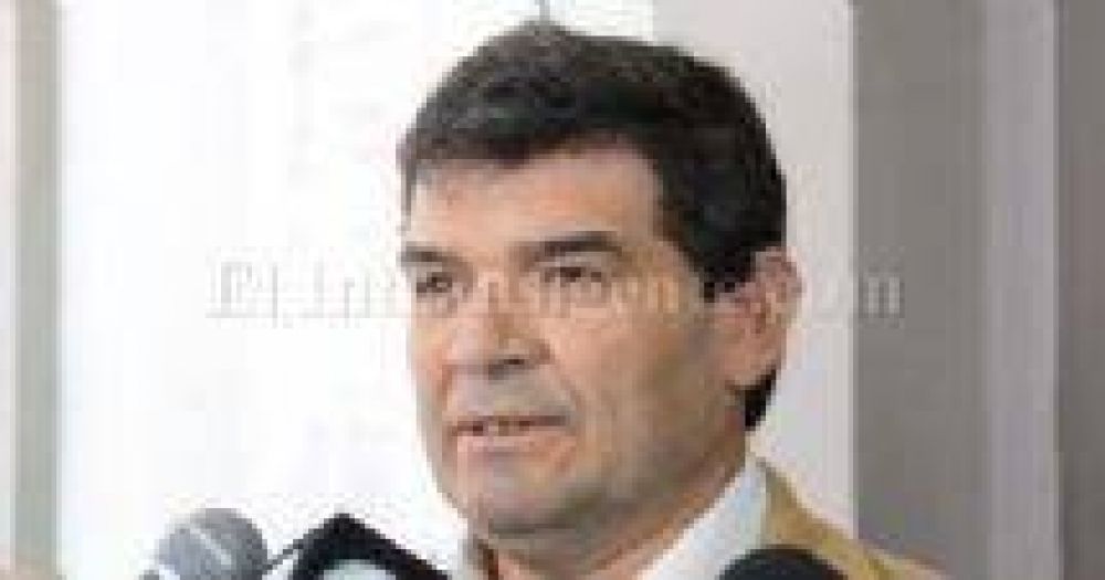 Alfredo Olmedo: �Romero y Urtubey es lo mismo, uno con el otro�