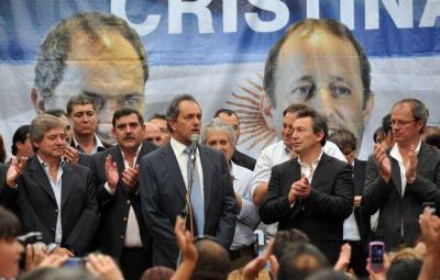 En tierra massista Scioli convoc� al voto independiente