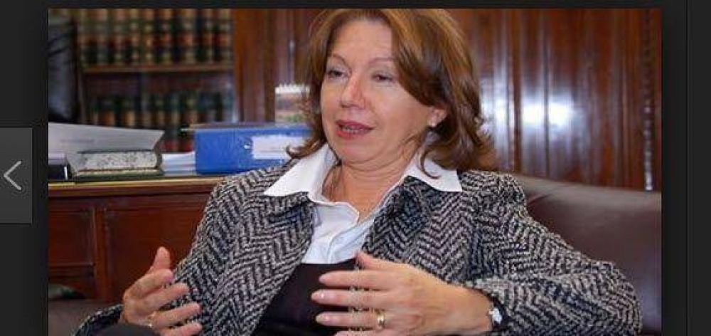 El esposo de la senadora Sonia Escudero cobra de la Camara m�s de $15.000 mensuales