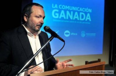Sabbatella: "La SIP es un lobby de empresarios de medios contra la democracia y la libertad"