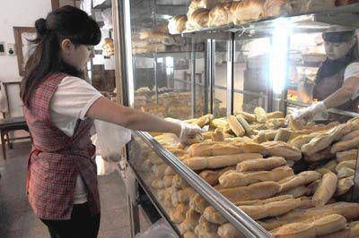 En los �ltimos 15 d�as el consumo de pan se redujo alrededor de un 25%