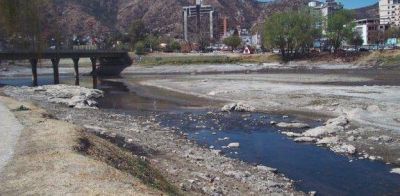 Municipio de Carlos Paz llam� a cuidar el agua porque a�n sigue la crisis h�drica