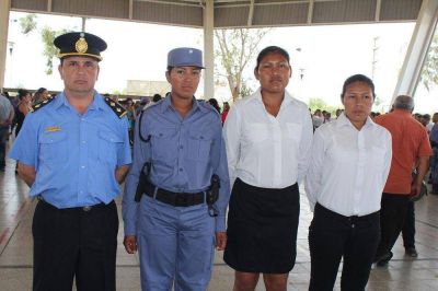 Concluy� la formaci�n a cuadros policiales y se dio apertura al curso de aspirante a agentes