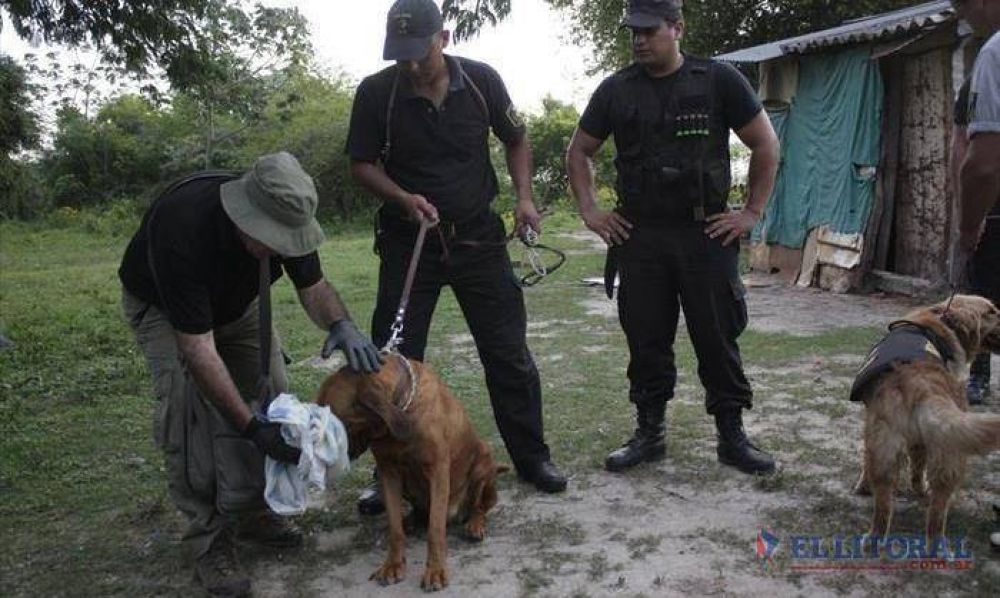 Intenso rastrillaje policial en el barrio R�o Paran�, pero no dan con el odont�logo