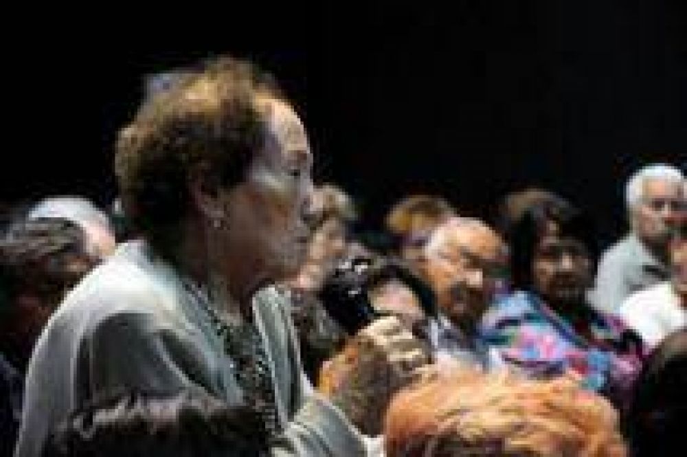 Miguel Isa explic� que "los que cobren la jubilaci�n m�nima no deben abonar los impuestos municipales"