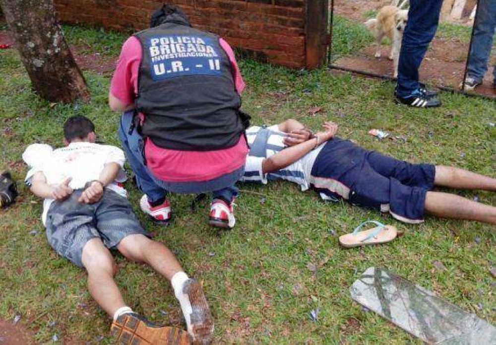 Detuvieron a dos j�venes con frondoso prontuario policial en Ober�