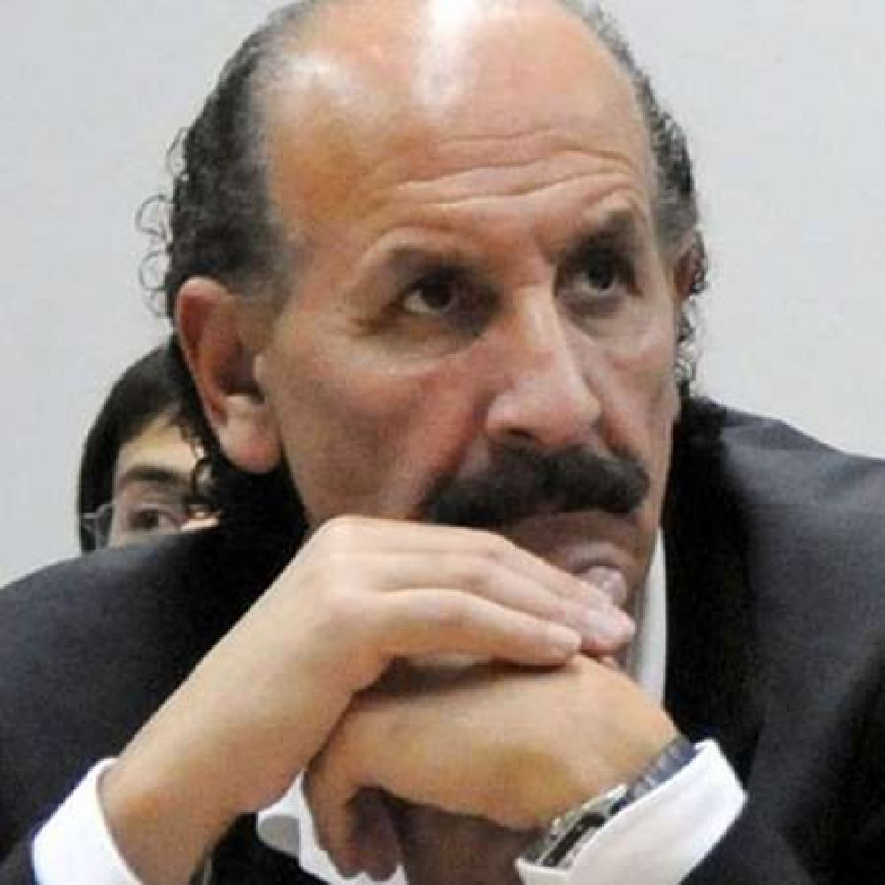 Yoma denuncia que �El due�o� de barrio Yacampis no los dej� panfletear