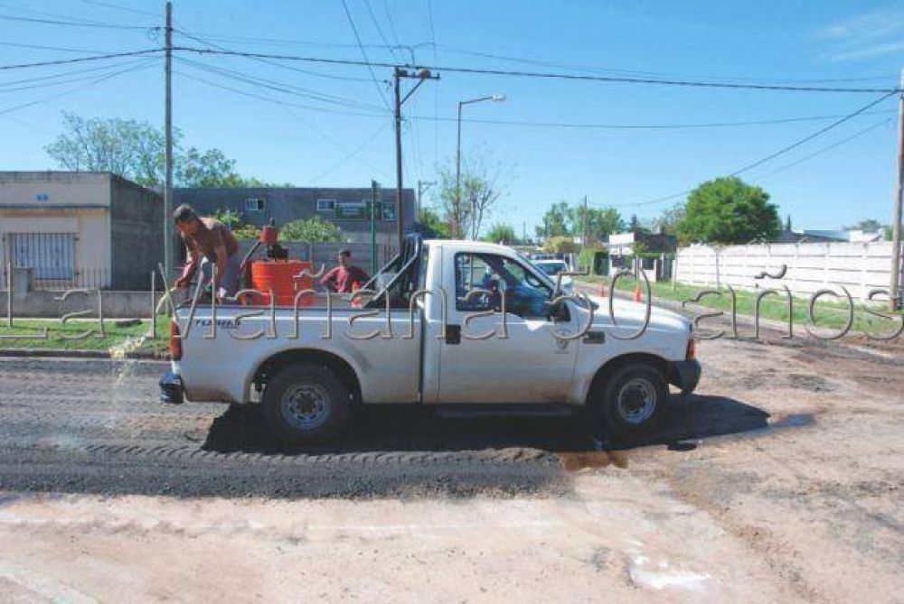 Avance de obras y m�s pavimento para Roque P�rez