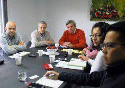 Inter�s chino, argumento para aeropuerto de cargas