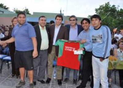 U�ac con Molina entregaron beneficios en Caucete