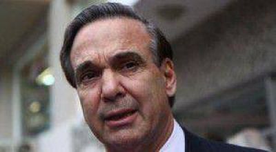 Pichetto: �Massa act�a para la gilada al mostrarse con Giuliani�