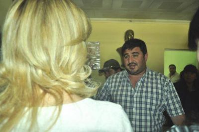 Impresentable en Villa Carmela: el delegado alperovichista Sangenis se neg� a recibir una nota de los vecinos