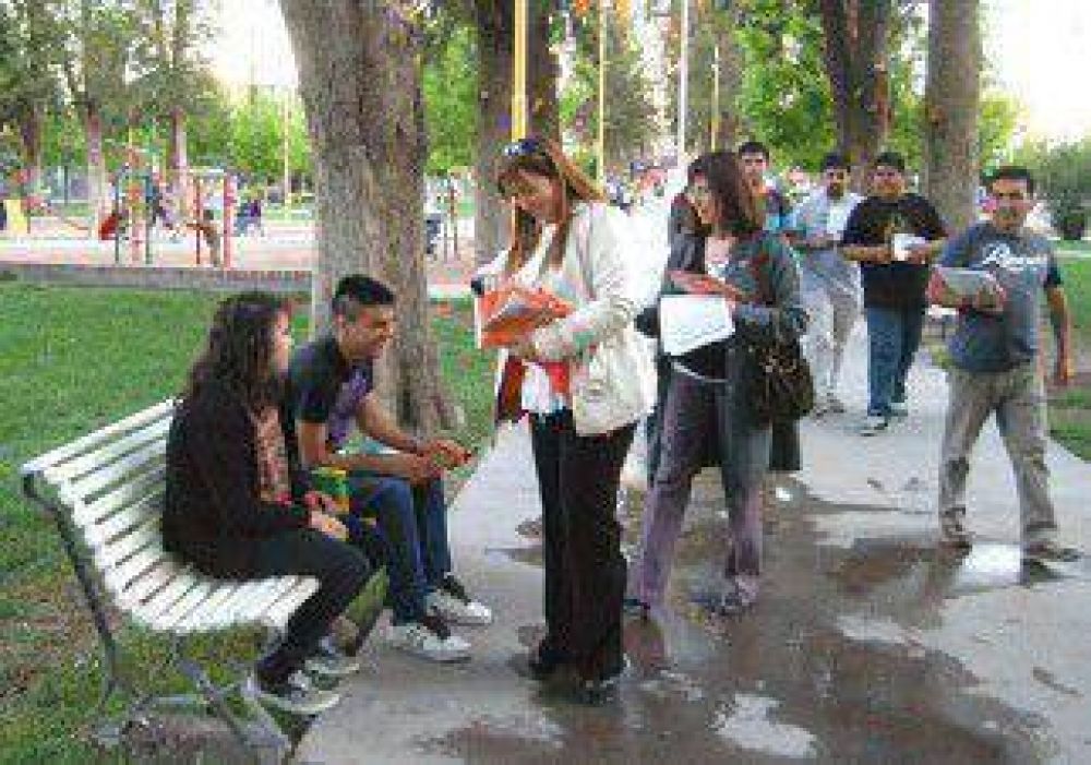 Odarda cerr� la campa�a en la ciudad 