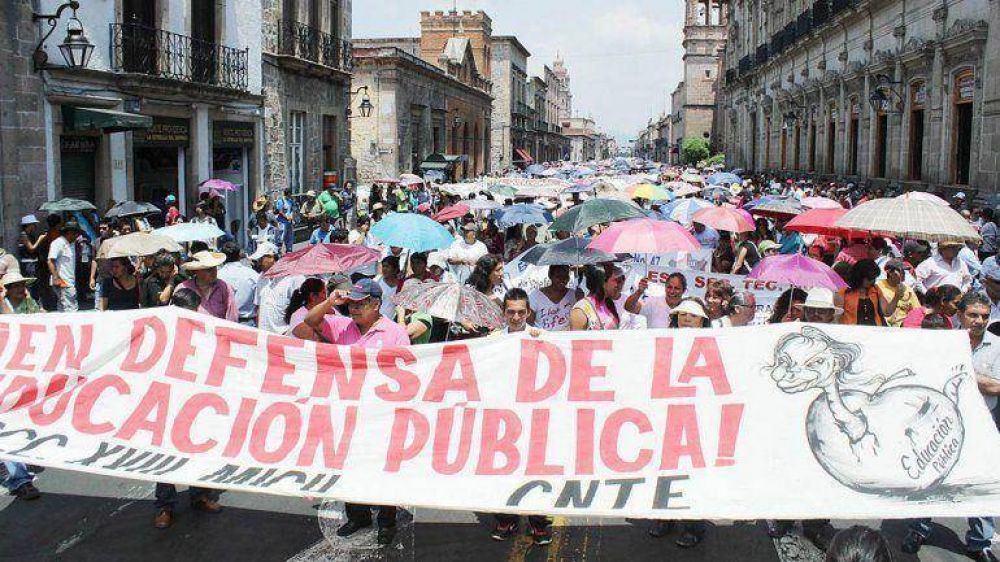 M�xico: casi 170.000 docentes apelaron judicialmente la nueva reforma educativa