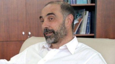 Decano de Exactas: "Me quedo ac� hasta que terminen con la toma"
