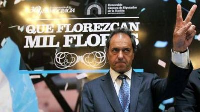 En un homenaje a N�stor, Scioli pidi� que voten por el Frente para la Victoria