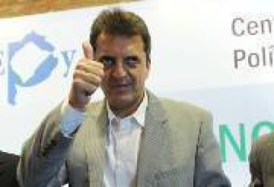 Massa calific� de "burro" a Moreno