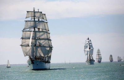 Vuelven los grandes veleros a Mar del Plata
