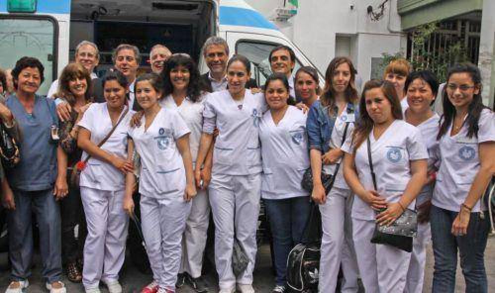 Collia recorri� las nuevas obras de la maternidad Ana Goit�a