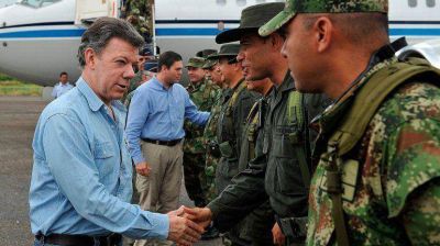 Colombia: Santos respald� la seguridad jur�dica de los miembros de las Fuerzas Armadas