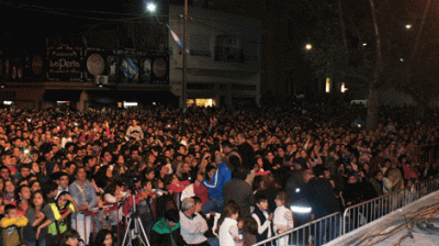 Una multitud disfrut� de Agapornis 