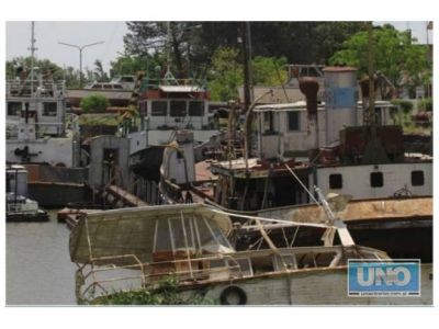 El sem�foro fluvial volver� a iluminar la costa de Paran�