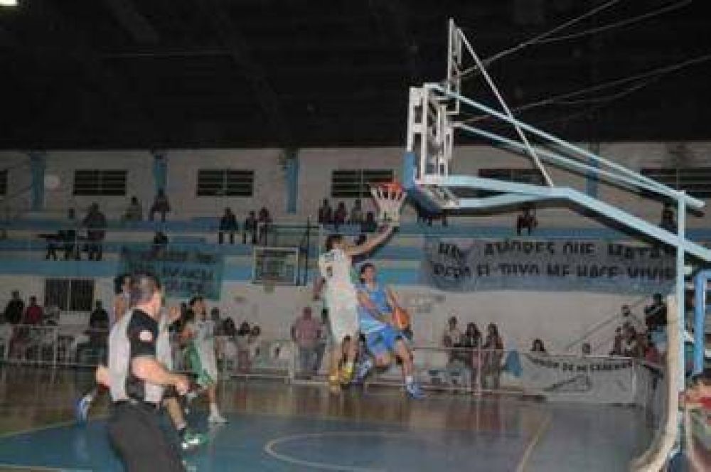 Parque Sur recibe a Pe�arol y Regatas visita a Las Parejas
