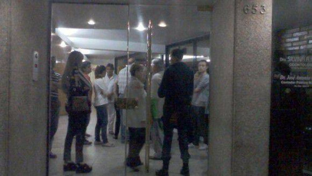 Ladrones robaron en un departamento de Barrio Norte