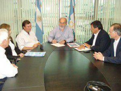 Empresarios agradecieron el aporte oficial para rehabilitar una fabrica