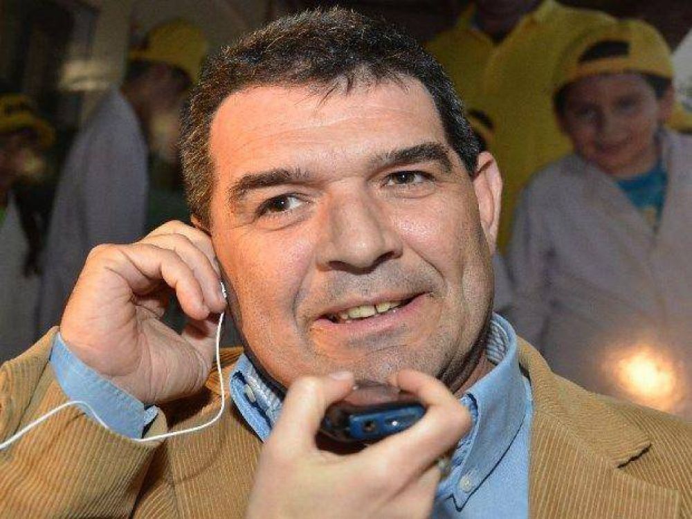 Alfredo Olmedo: �Me ofrecieron dinero para que me baje de la candidatura�
