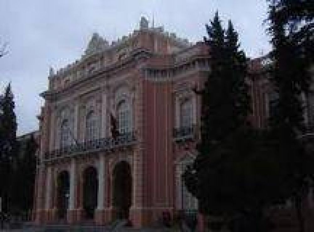 La amenaza de bomba a la Legislatura de Salta fue falsa y la hicieron desde un tel�fono p�blico