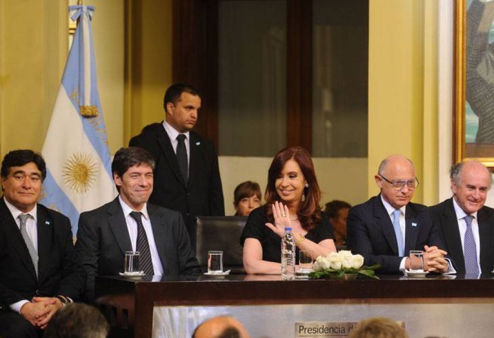 Recrudecen las internas en el gabinete y habría cambios