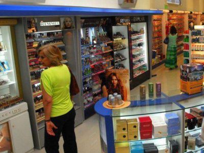 Reclamo de farmacias por las restricciones en las ventas