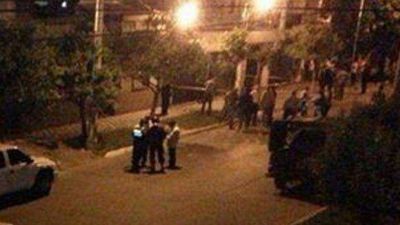 Matan a un comisario y a un empleado judicial en allanamiento